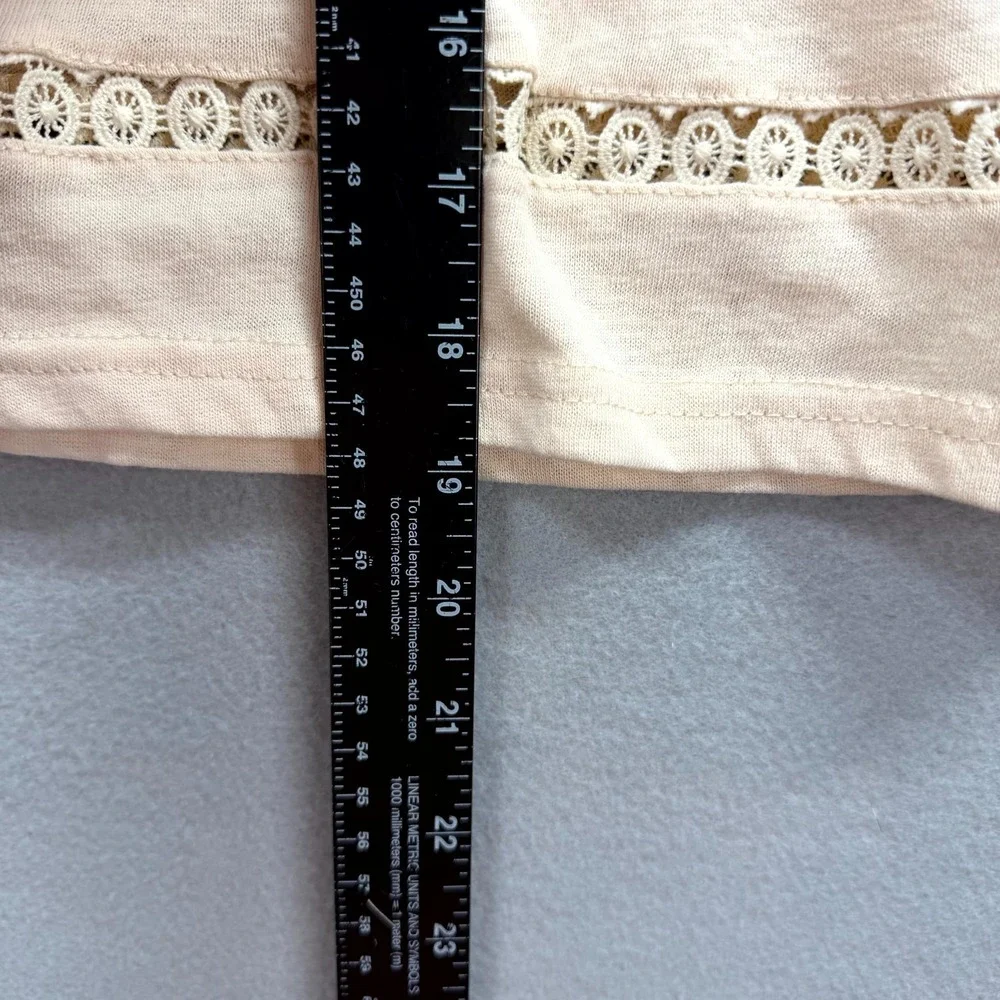 Blue Tassel Cropped Top Womens Medium Beige‎ Lightweight Lacey Crochet Crew Neck